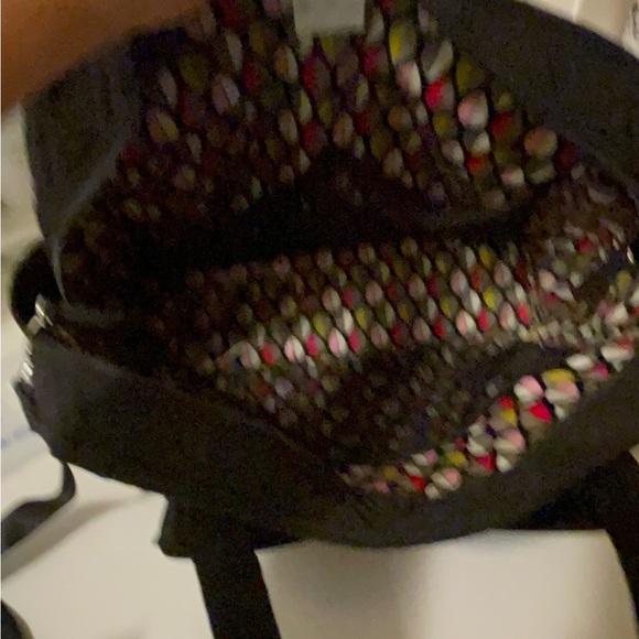 Vera Bradley large bag . Can use for handy bag or diaper bag new conditions - Picture 11 of 12